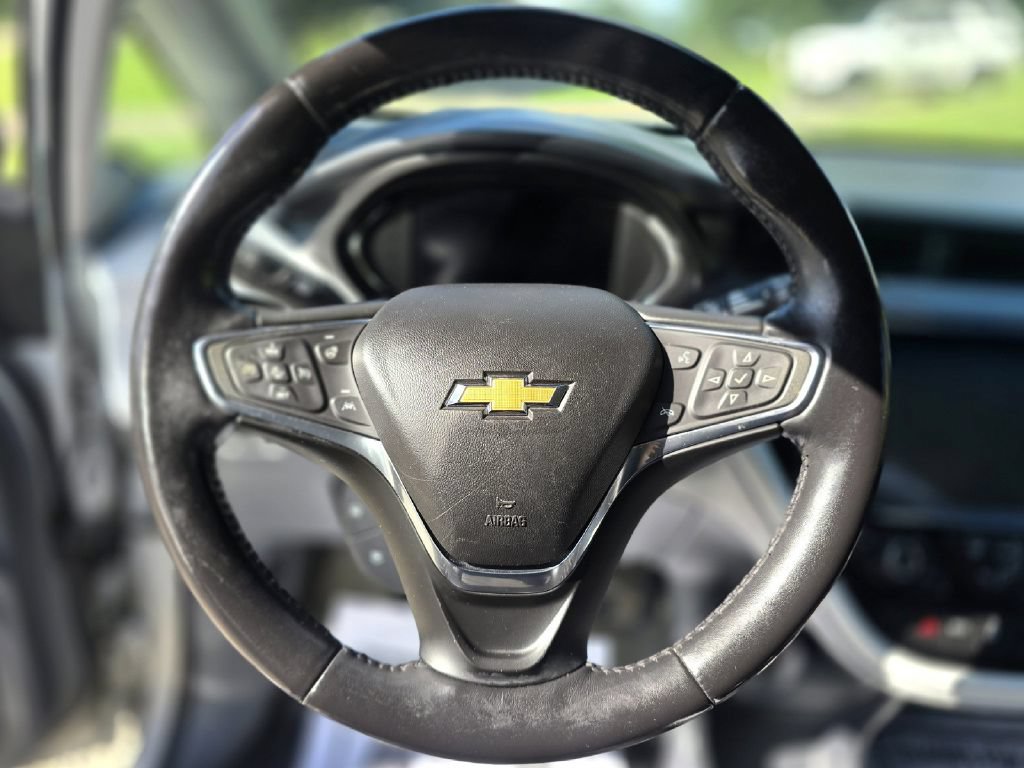Used 2018 Chevrolet Bolt Premier w/ Driver Confidence II Package FWD image 18