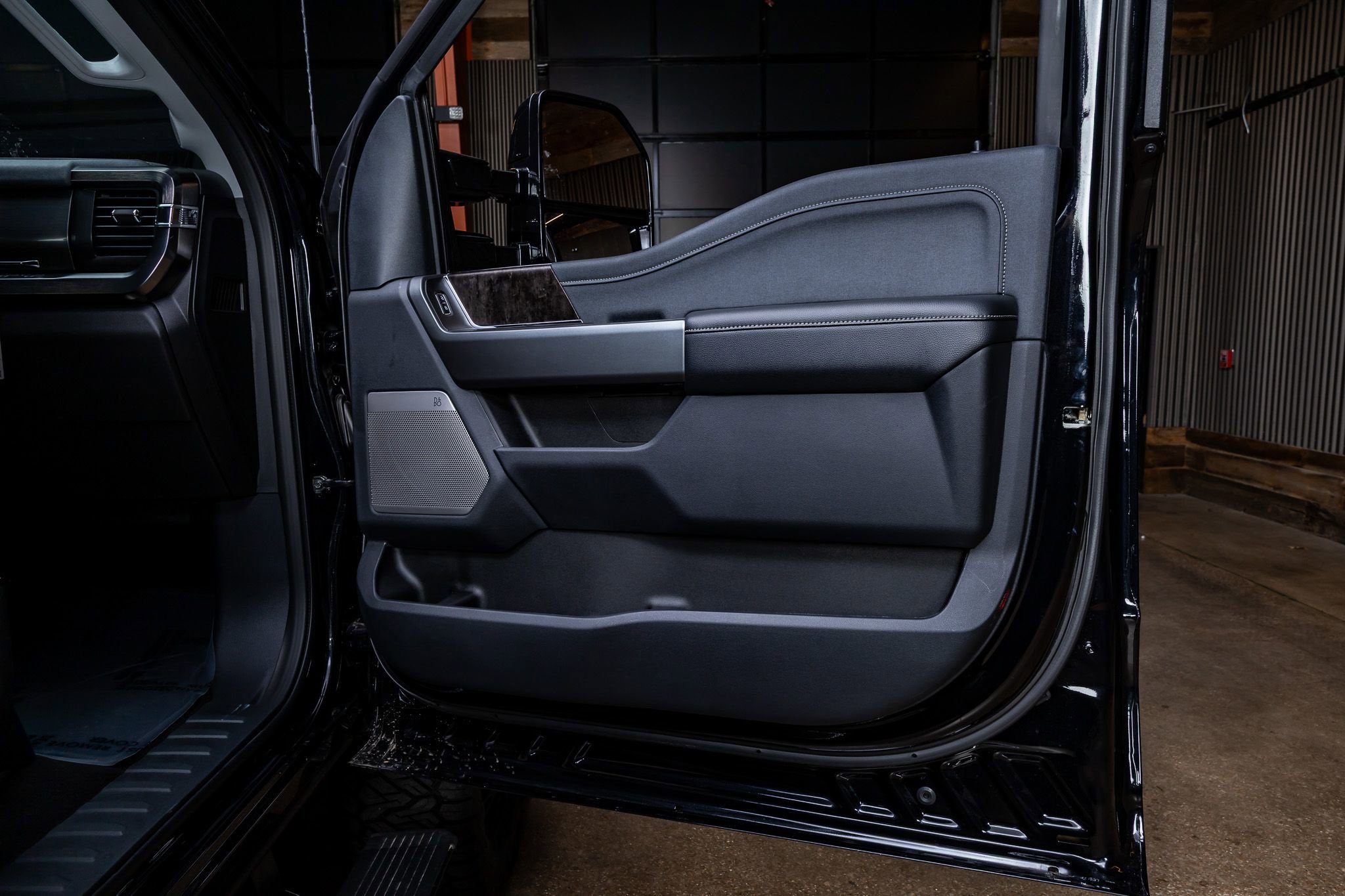 Used 2026 Ford F350 Lariat w/ Lariat Premium Package image 36