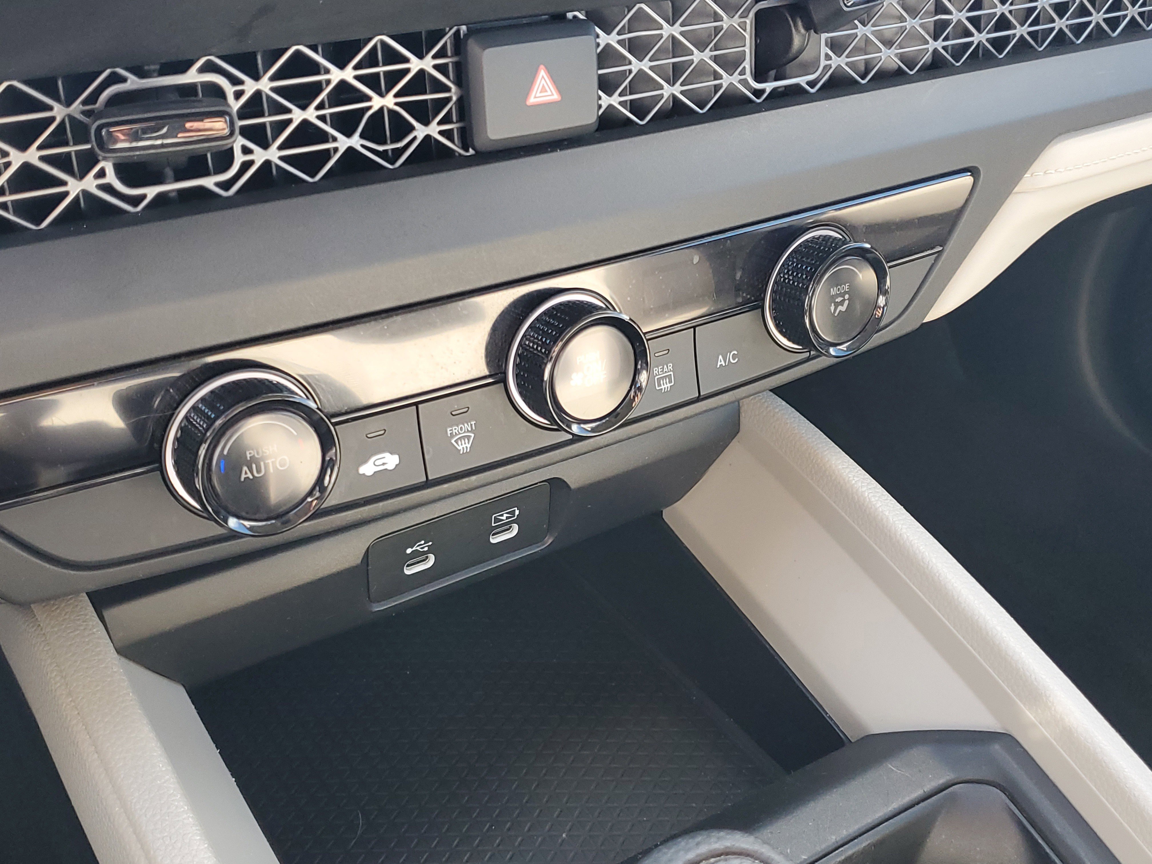 Used 2024 Honda Accord LX image 31