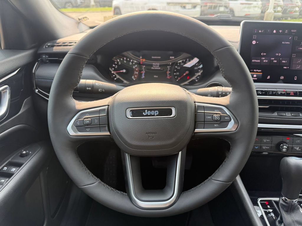 New 2026 Jeep Compass Latitude AWD/4WD image 9