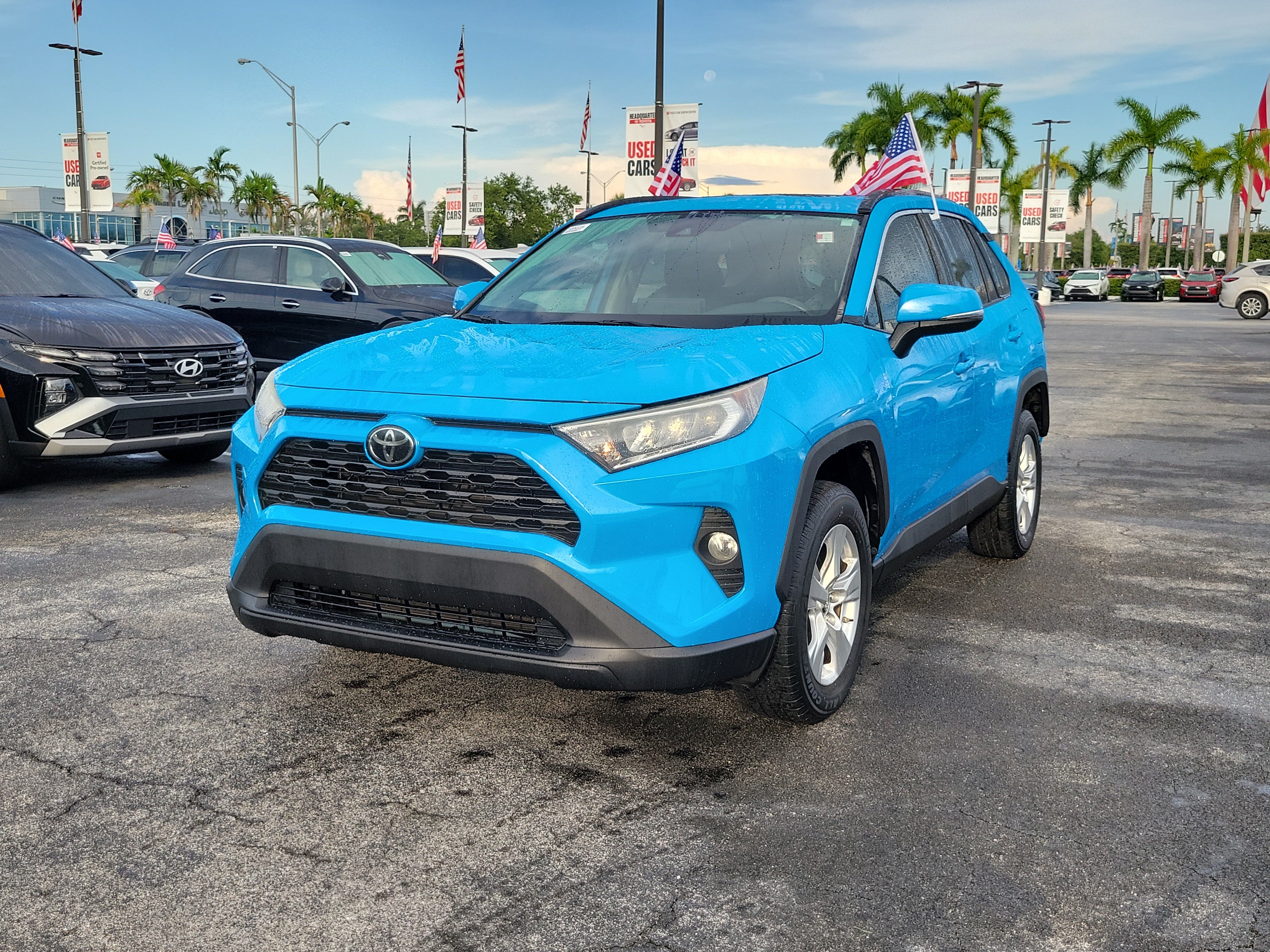 Used 2019 Toyota RAV4 XLE FWD image 5