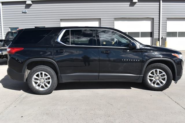 Used 2019 Chevrolet Traverse LS image 4