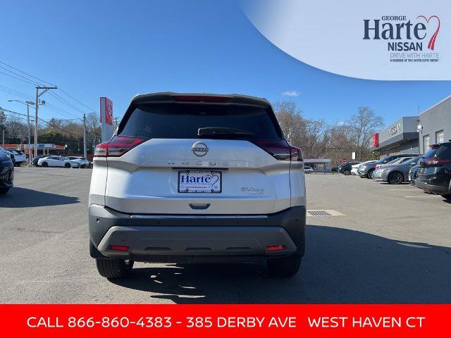 Certified 2023 Nissan Rogue SV w/ SV Premium B Package AWD/4WD image 4