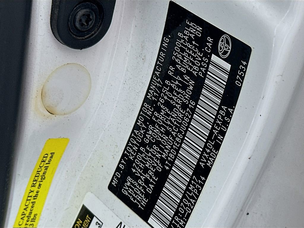 Used 2018 Toyota Avalon Limited image 31