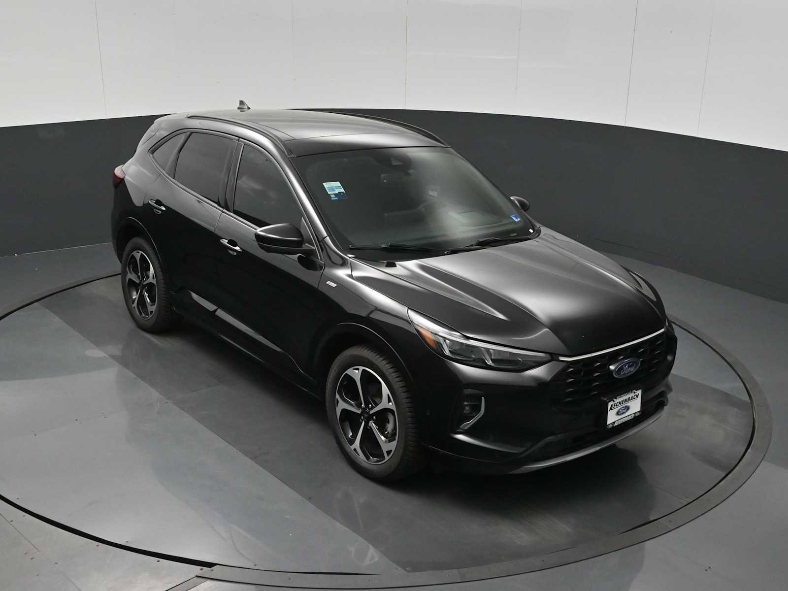 Used 2023 Ford Escape ST-Line Elite w/ Premium Technology Package AWD/4WD image 20