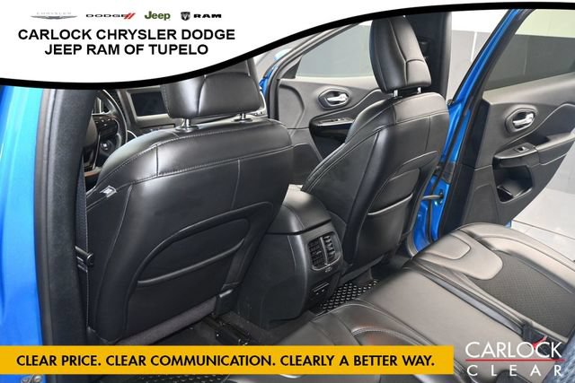 Used 2020 Jeep Cherokee Latitude Plus FWD image 24