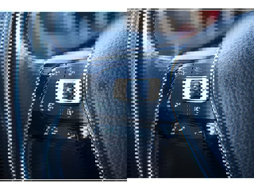 Used 2019 Volkswagen Tiguan SEL Premium w/ 3rd Row Seat Package image 23