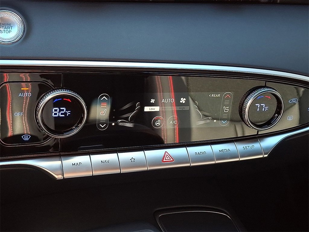 Used 2023 Genesis GV70 2.5T w/ Sport Prestige Package image 22