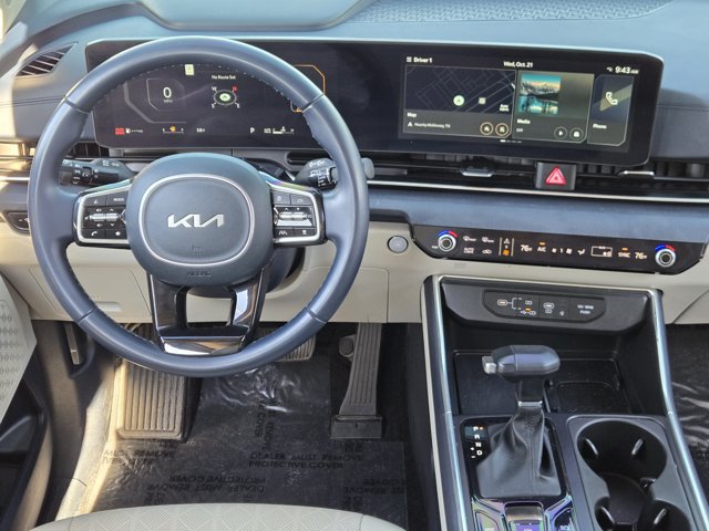 Used 2025 Kia Carnival SX FWD image 34