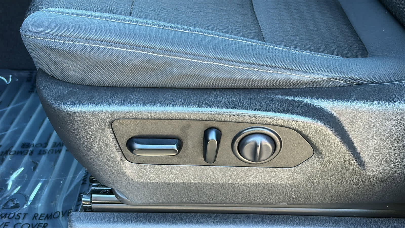 Used 2020 GMC Sierra 1500 SLE w/ SLE Value Package image 11