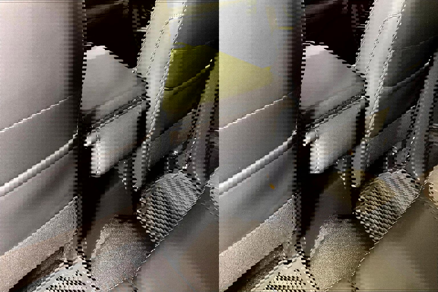 Used 2021 Nissan Titan S w/ S Utility Package image 11