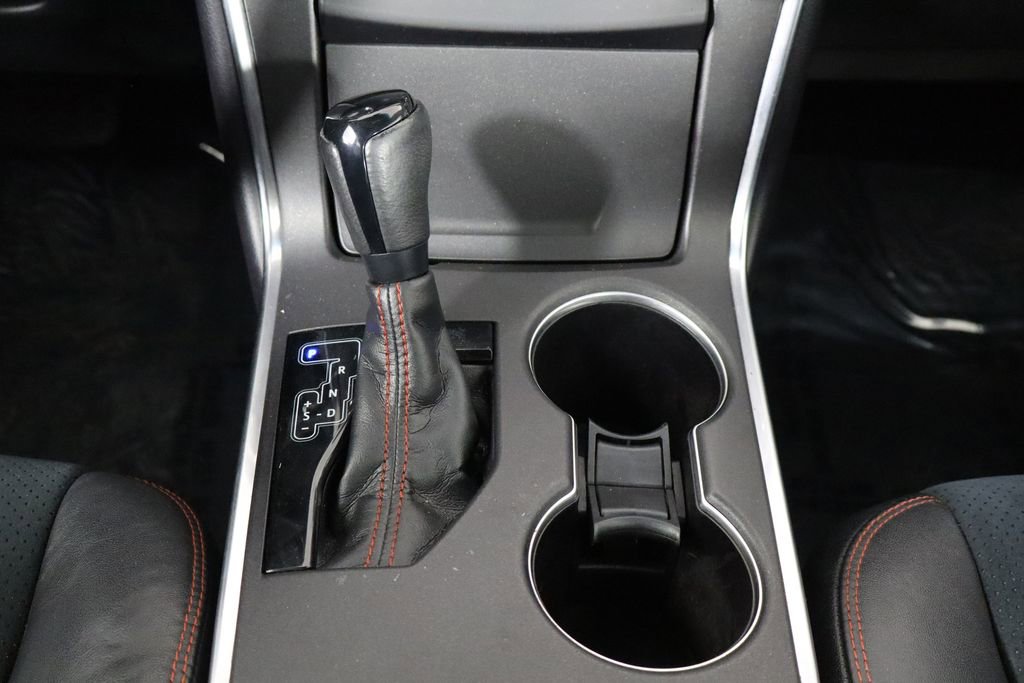 Used 2017 Toyota Camry XSE w/ Moonroof Package image 28