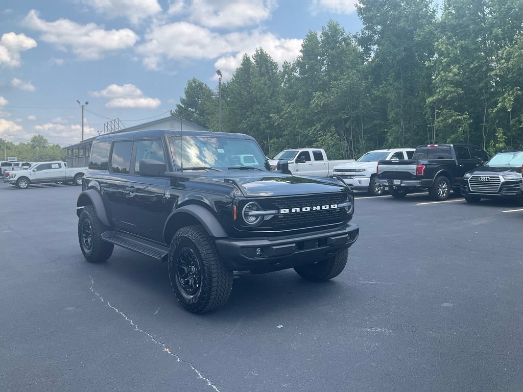 New 2026 Ford Bronco Outer Banks w/ Sasquatch Package AWD/4WD image 3