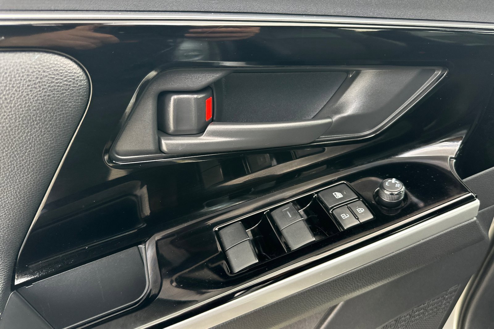 Certified 2023 Toyota bZ4X XLE image 10