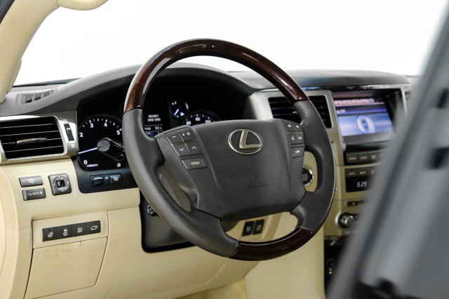 Used 2014 Lexus LX 570 4WD image 14