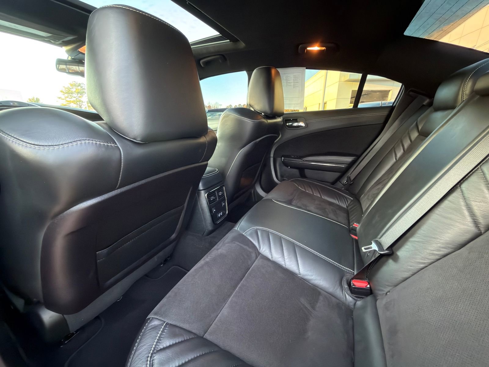 Used 2020 Dodge Charger SRT Hellcat w/ Harman/Kardon Audio Group image 15