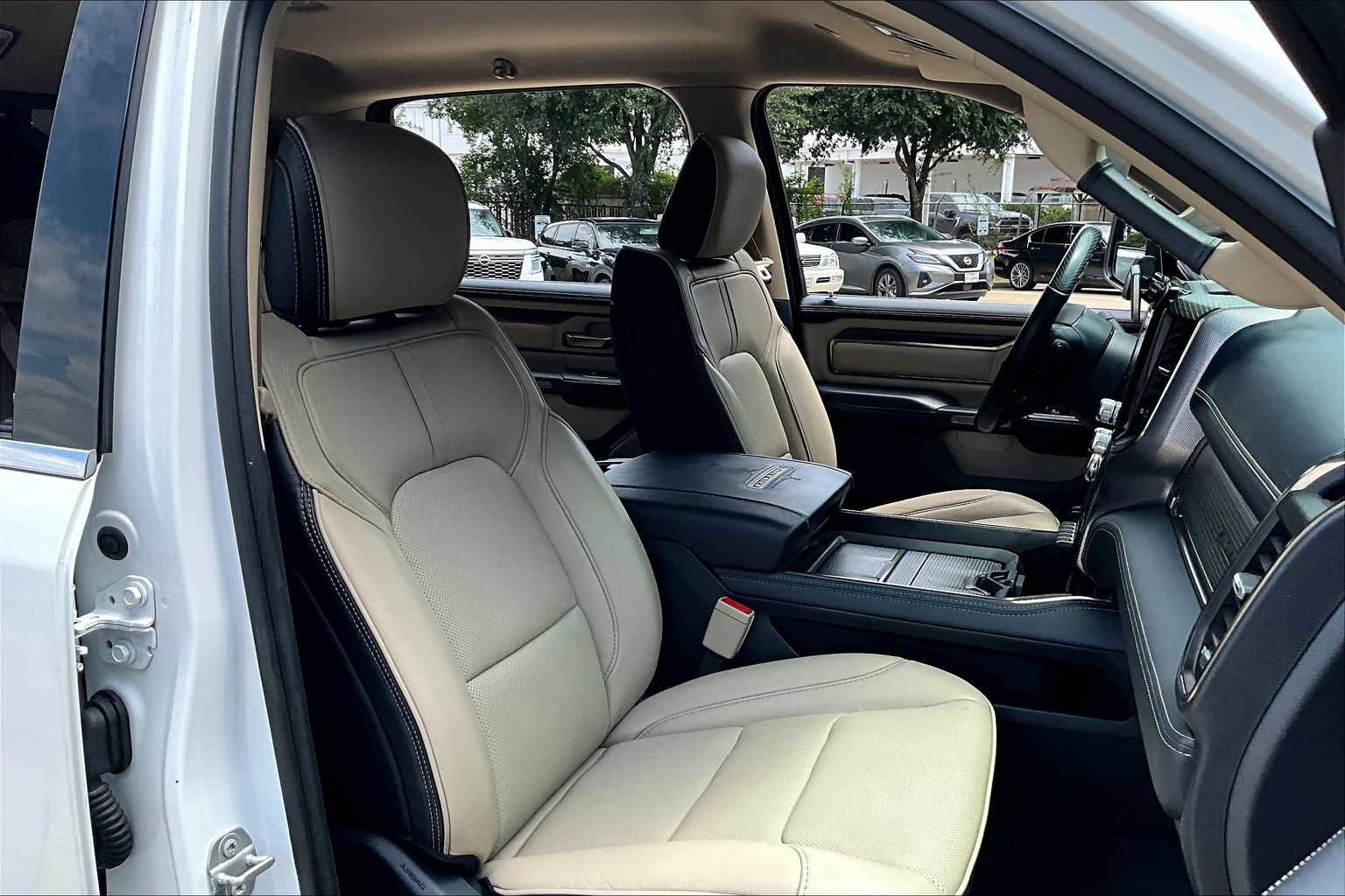 Used 2020 RAM 1500 Limited image 15