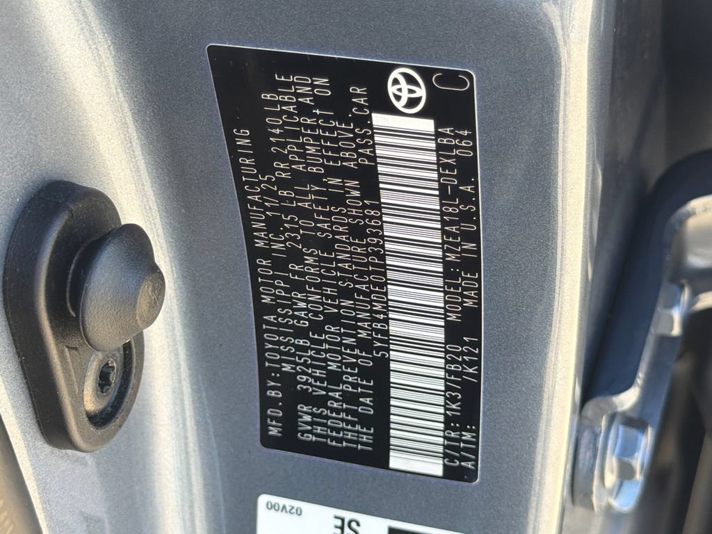Used 2026 Toyota Corolla LE FWD image 32