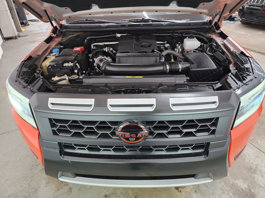 Used 2025 Nissan Frontier PRO-4X w/ Pro Convenience Package image 34