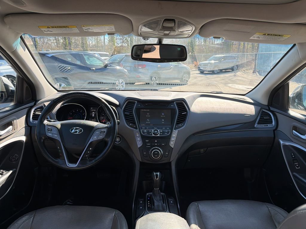 Used 2016 Hyundai Santa Fe SE w/ Option Group 03 image 22
