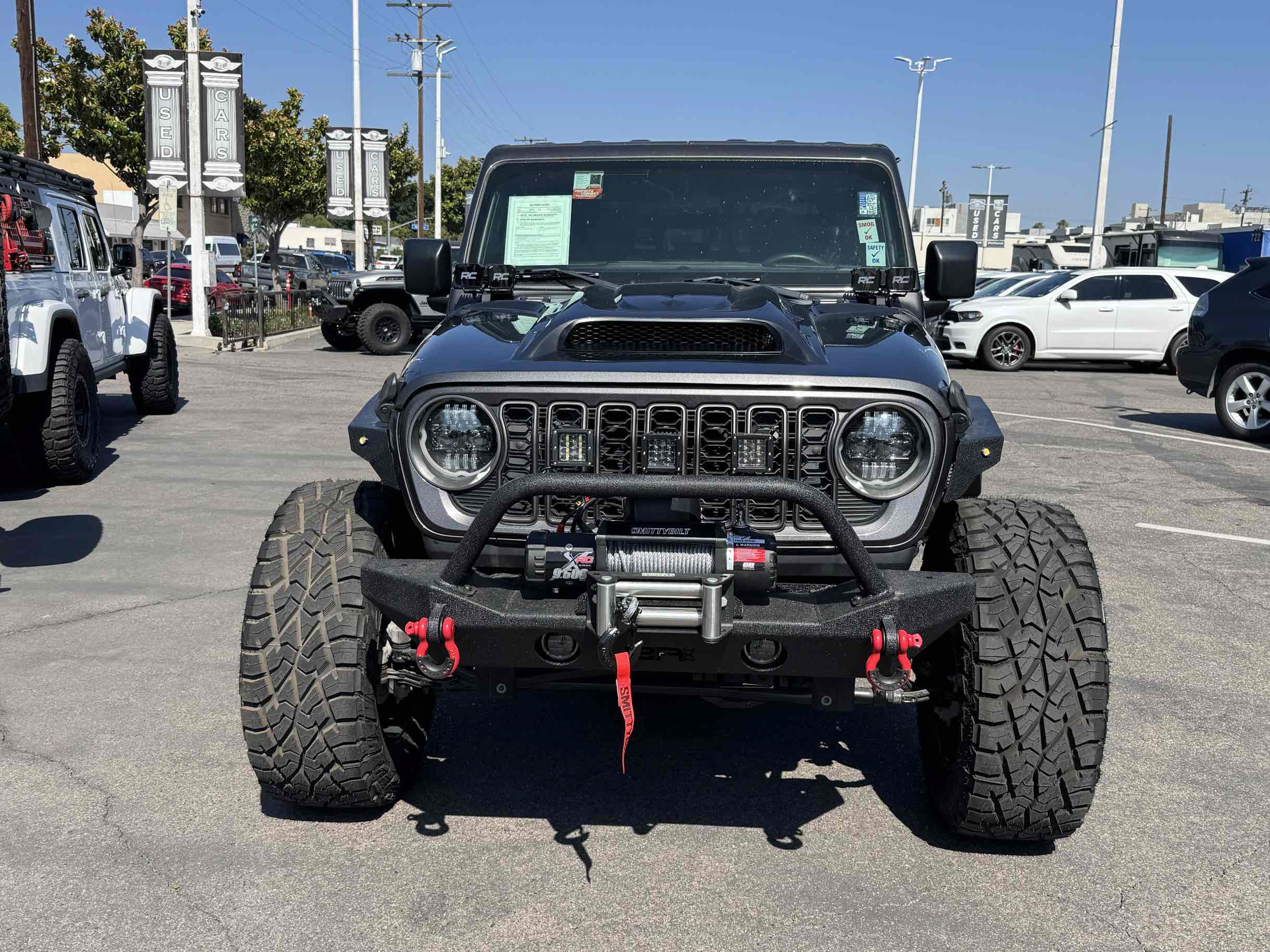 Used 2024 Jeep Gladiator Sport AWD/4WD image 7
