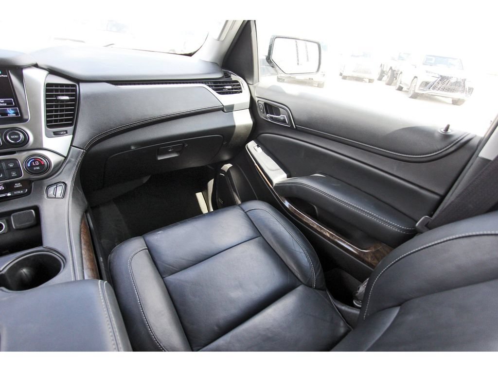 Used 2016 Chevrolet Suburban LT AWD/4WD image 10