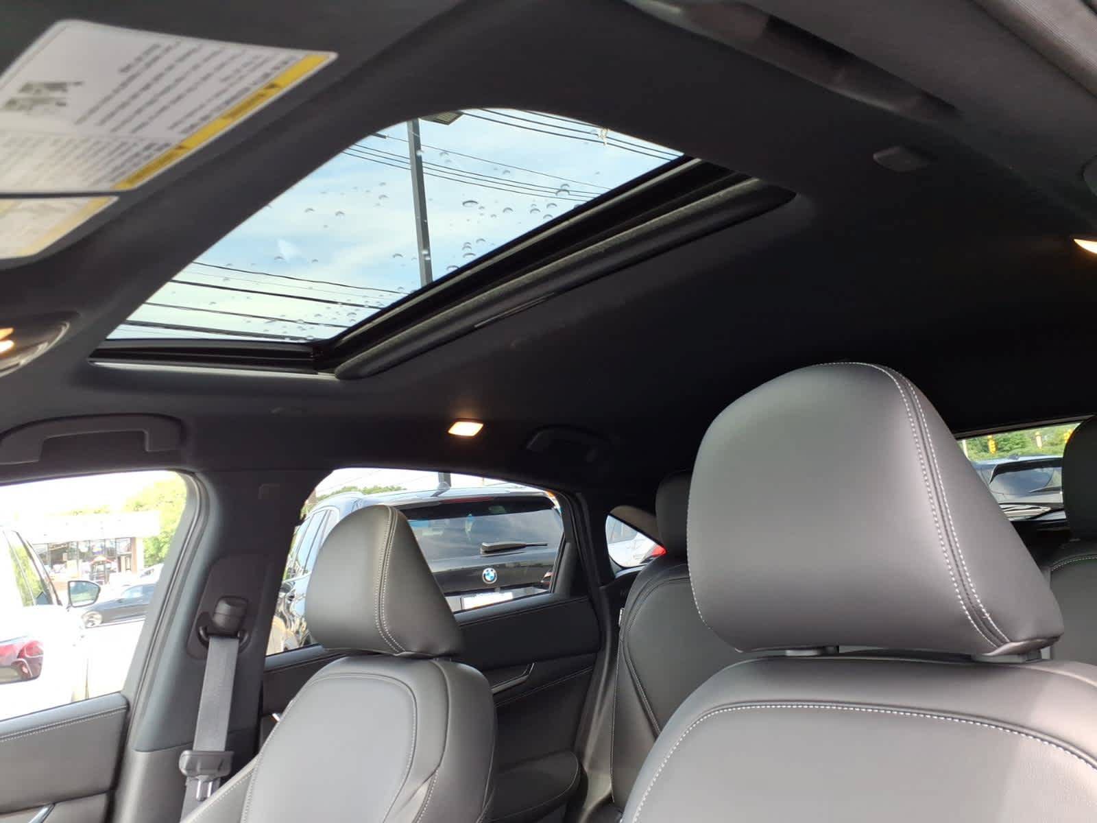 Certified 2023 INFINITI QX55 Essential AWD/4WD image 18
