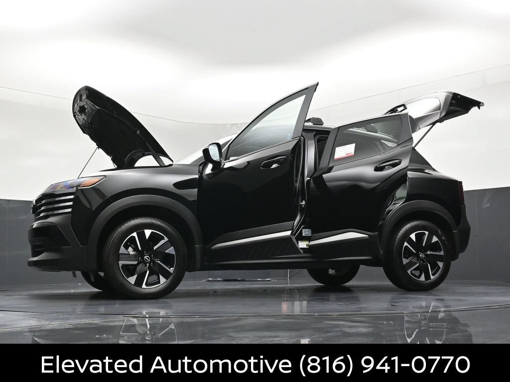Certified 2026 Nissan Kicks SV w/ SV Premium Package AWD/4WD image 36