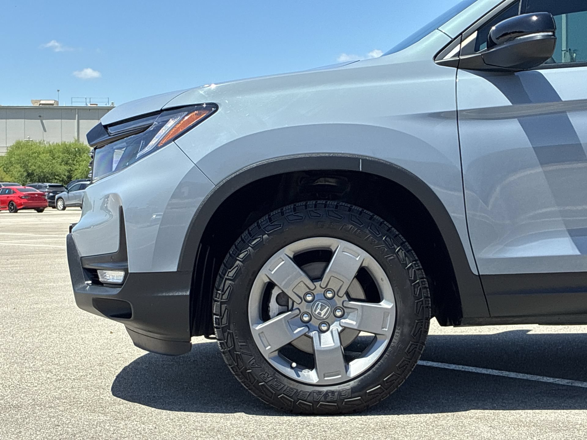 Certified 2025 Honda Ridgeline TrailSport image 14