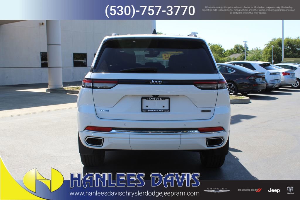 New 2023 Jeep Grand Cherokee Overland w/ MOPAR Finishing Package AWD/4WD image 8