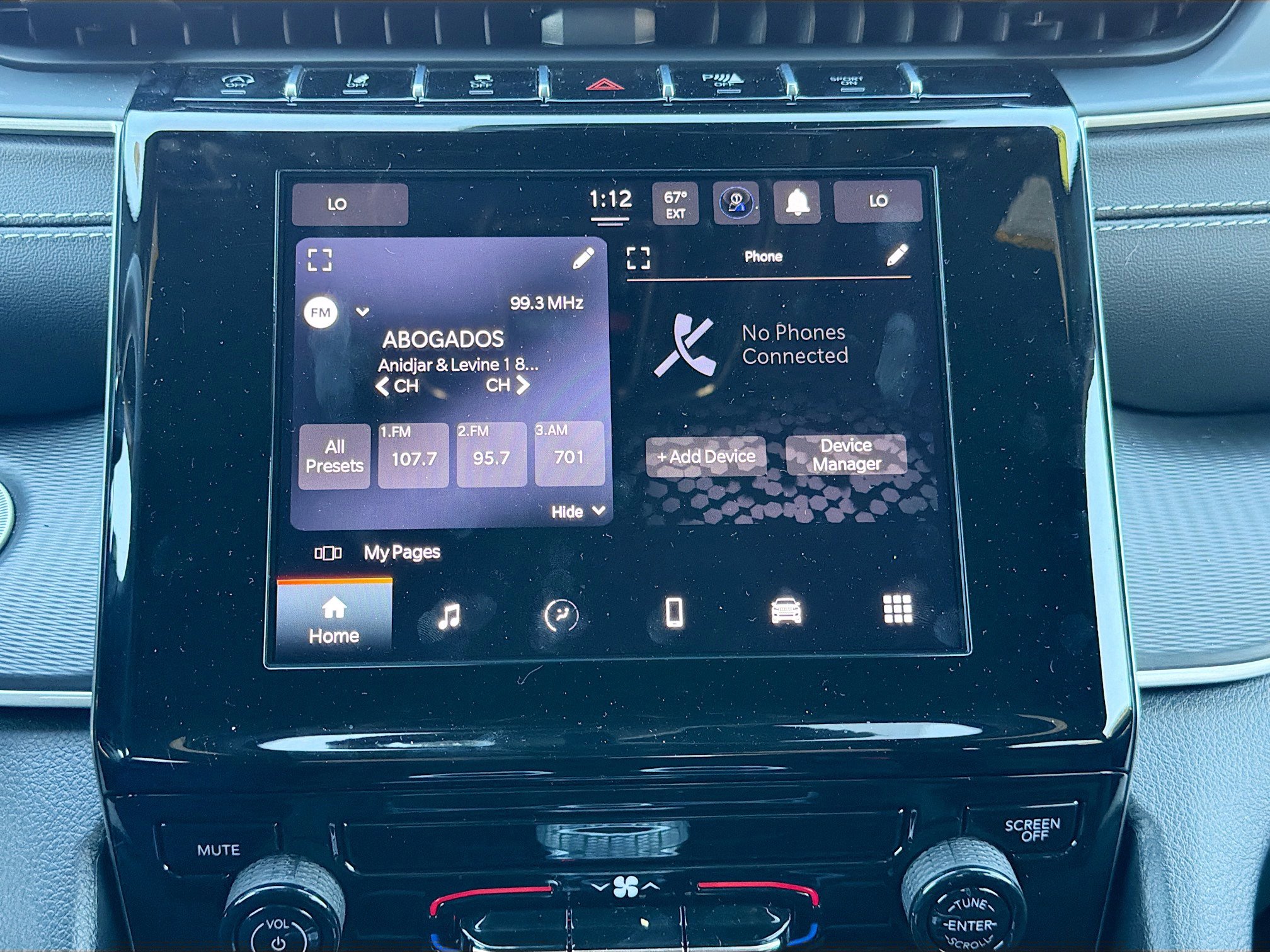 Used 2025 Jeep Grand Cherokee Laredo X image 27