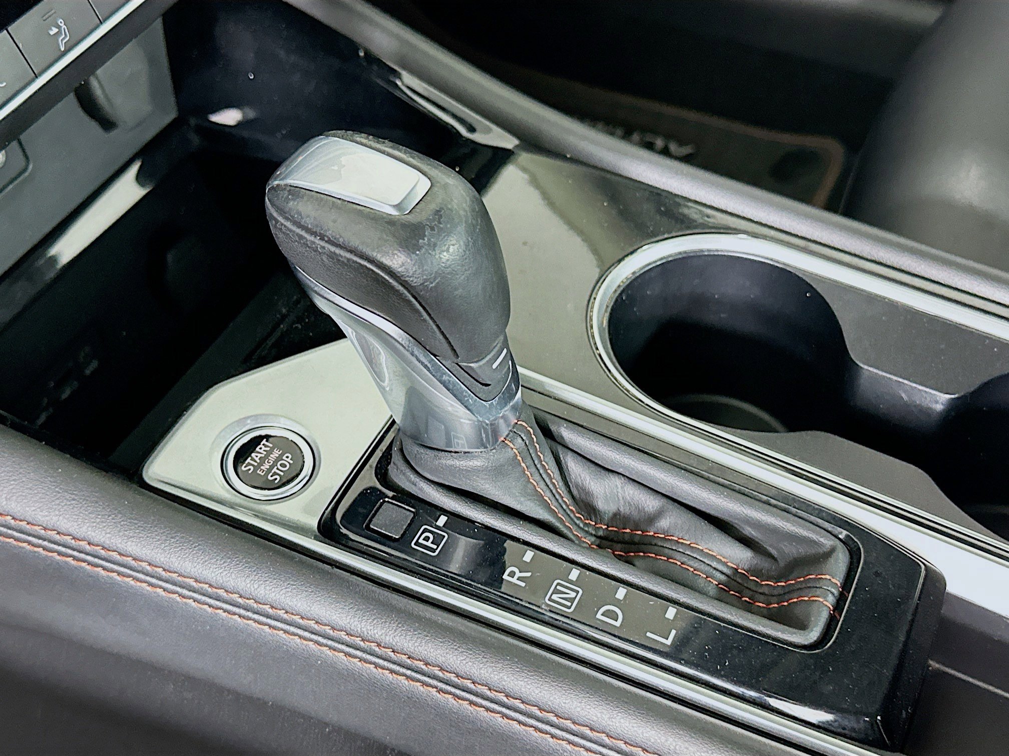 Used 2024 Nissan Altima 2.5 SR image 24