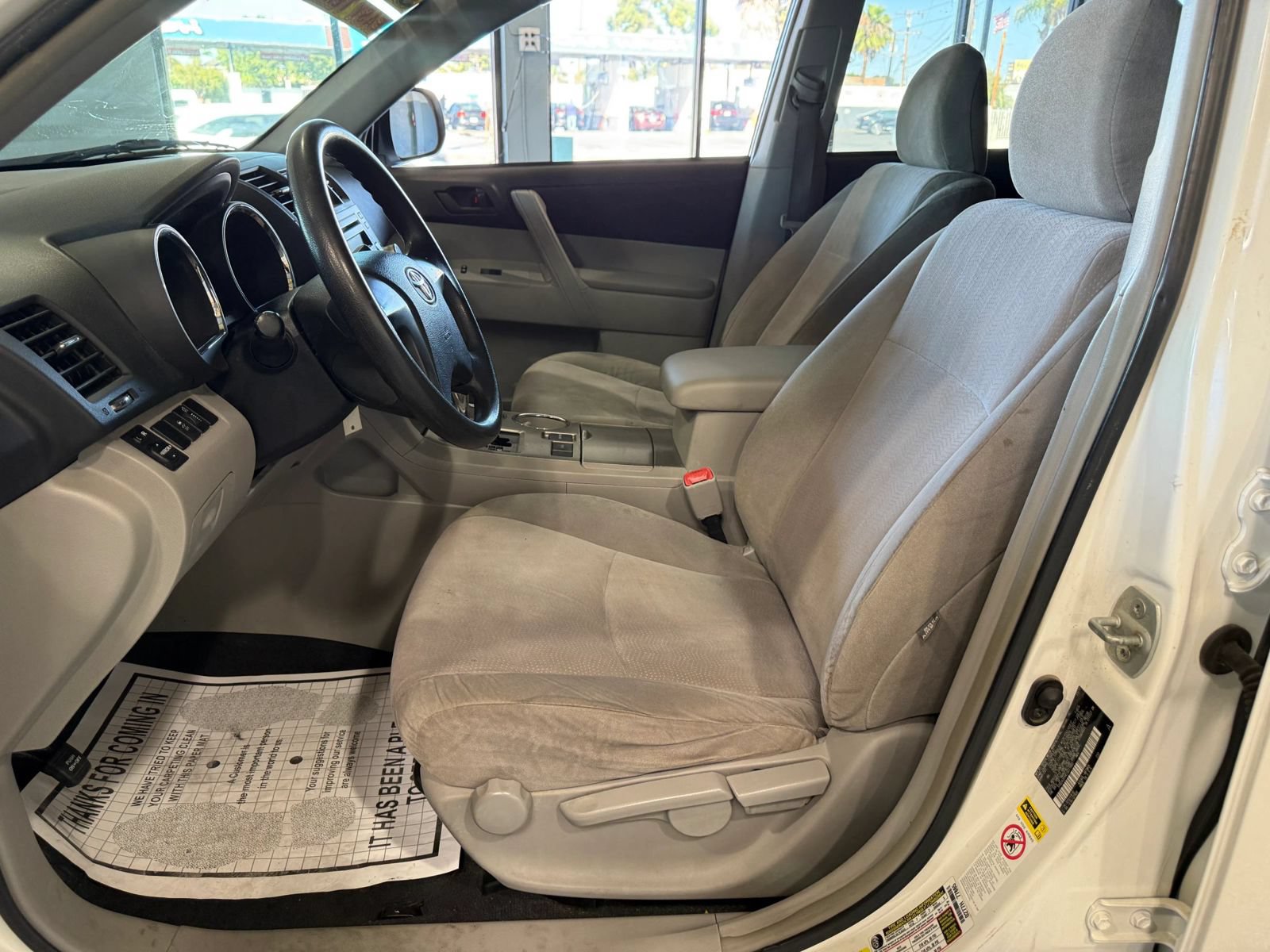 Used 2012 Toyota Highlander FWD image 7