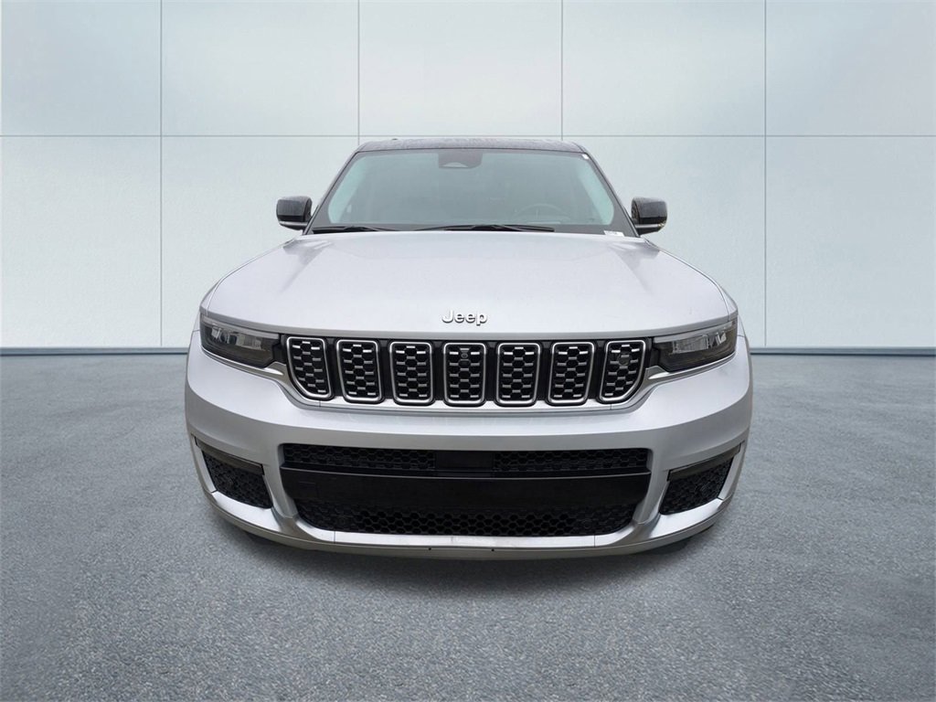 Used 2021 Jeep Grand Cherokee L Summit w/ Advanced Protech Group IV image 8