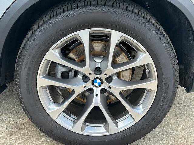 Certified 2025 BMW X5 xDrive40i w/ Climate Comfort Package AWD/4WD image 32