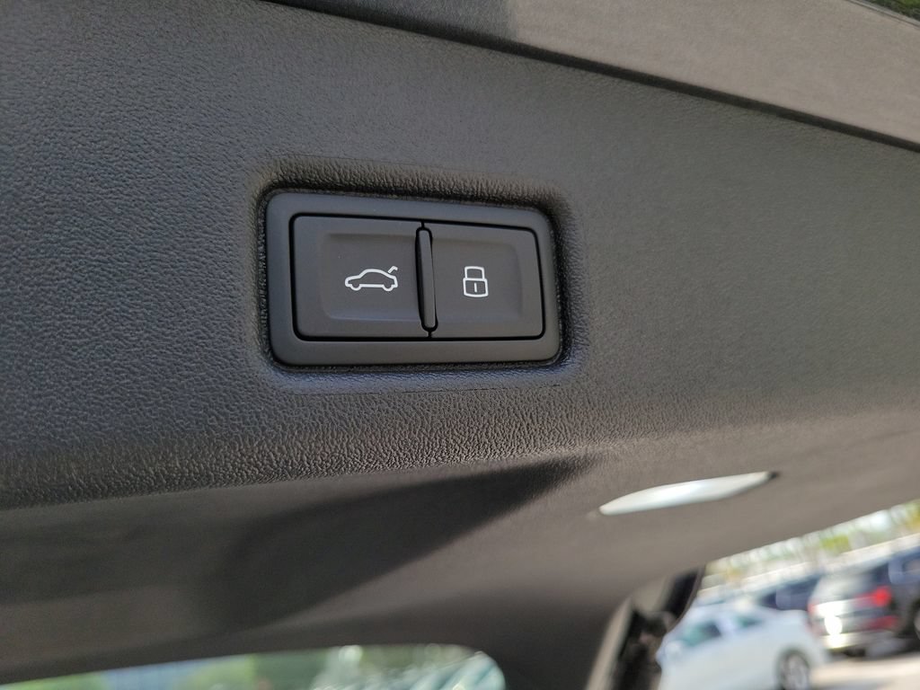 New 2026 Audi SQ5 Premium Plus AWD/4WD image 30