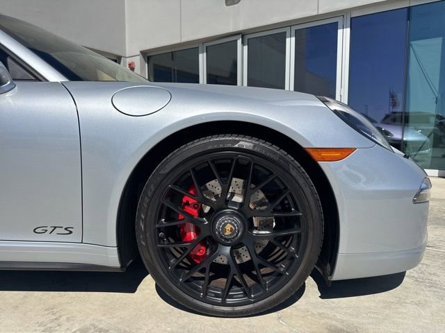Used 2016 Porsche 911 Carrera GTS RWD image 17