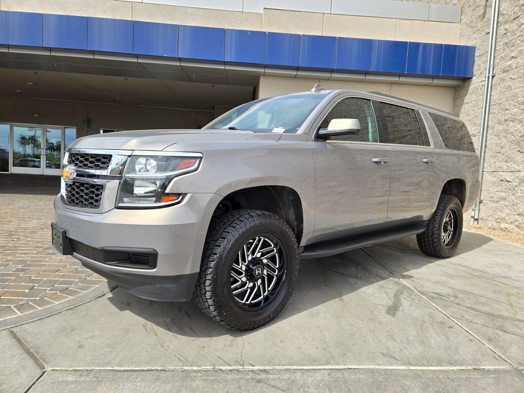 Used 2018 Chevrolet Suburban LT AWD/4WD image 2