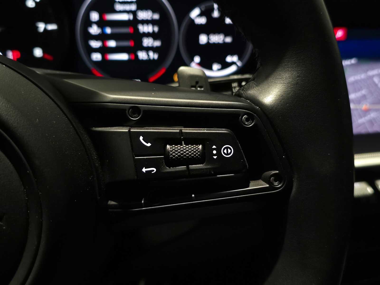 Used 2020 Porsche 911 Carrera image 28