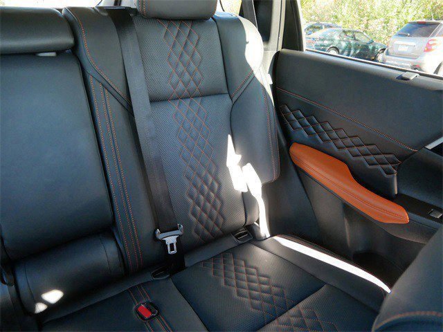 Used 2025 Mitsubishi Outlander SEL image 15