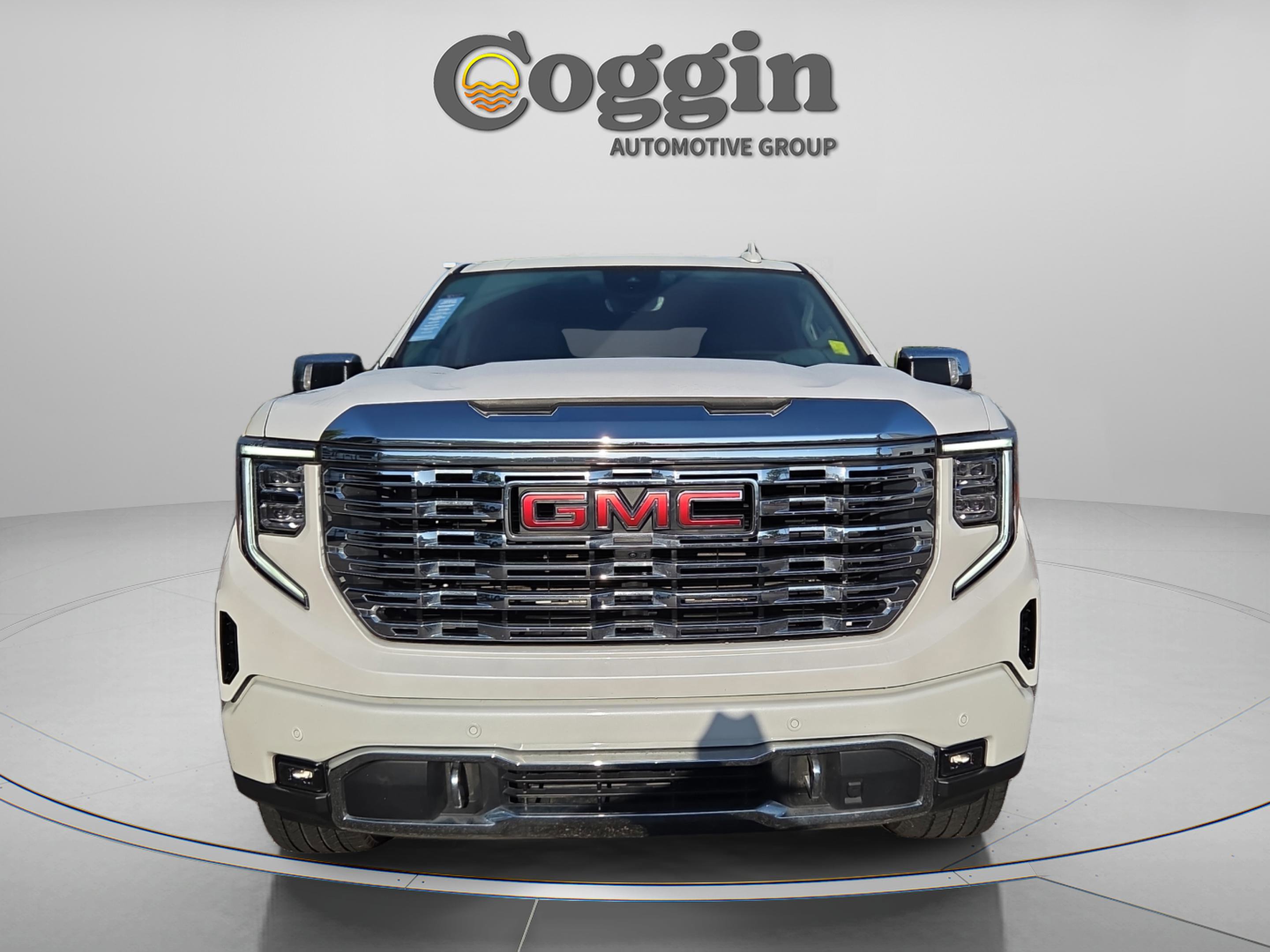 Certified 2024 GMC Sierra 1500 Denali w/ Denali Reserve Package AWD/4WD image 8