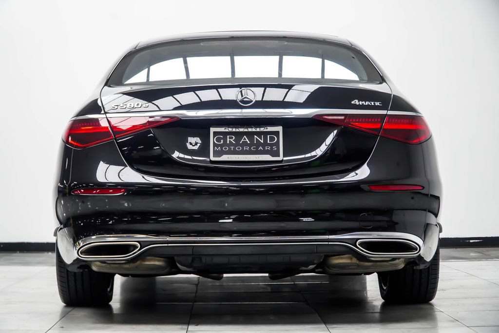 Used 2023 Mercedes-Benz S 580e 4MATIC Sedan w/ Warmth & Comfort Package image 15