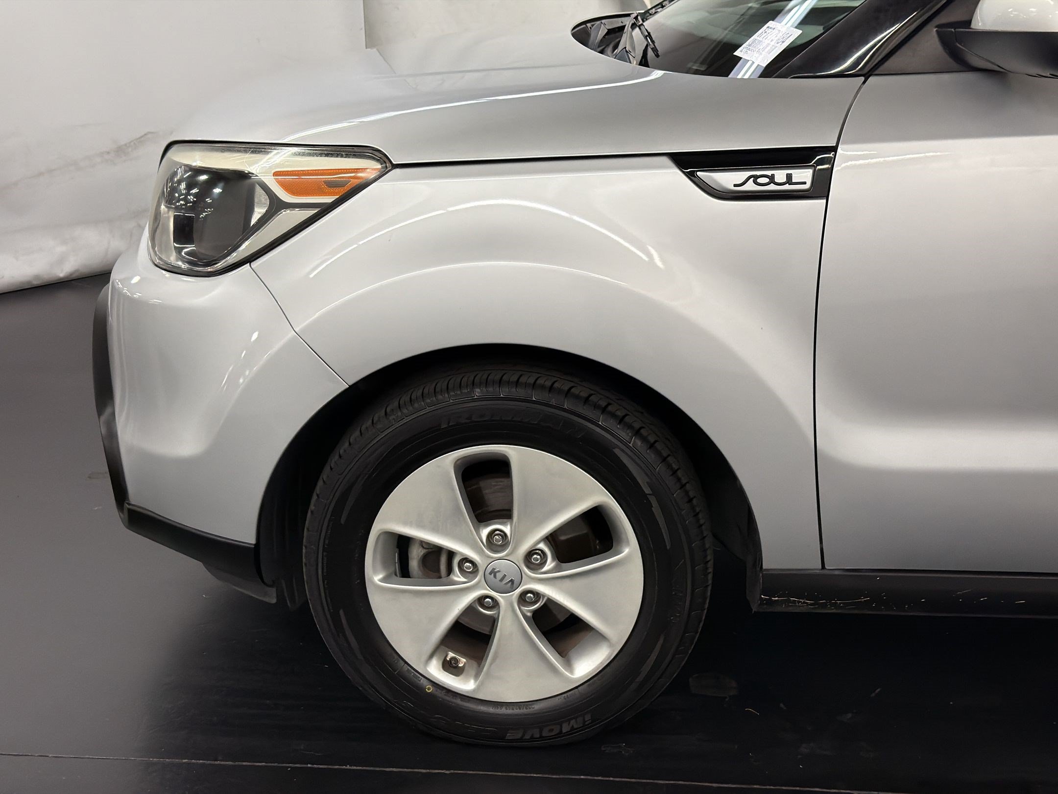 Used 2015 Kia Soul FWD image 12