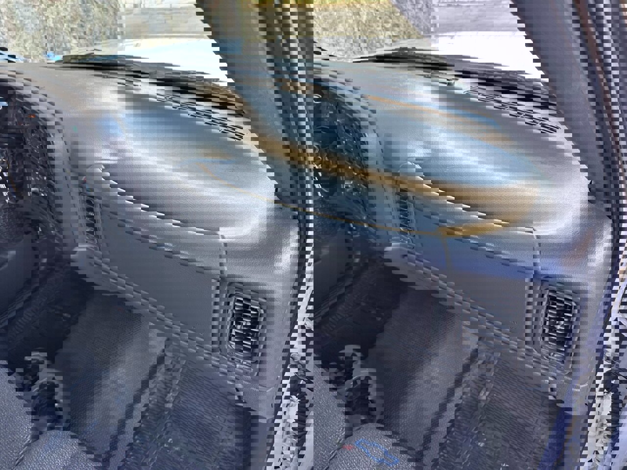 Used 2004 Chevrolet Silverado 2500 W/T image 23