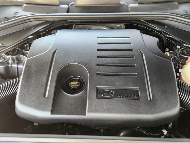 Used 2025 Land Rover Range Rover Sport SE AWD/4WD image 33