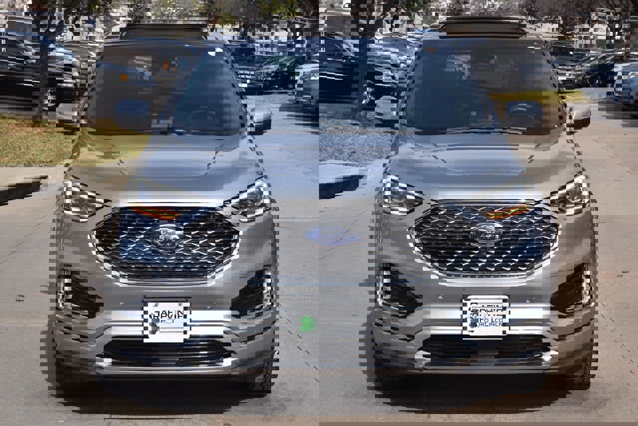 Used 2020 Ford Edge Titanium w/ Equipment Group 301A image 3