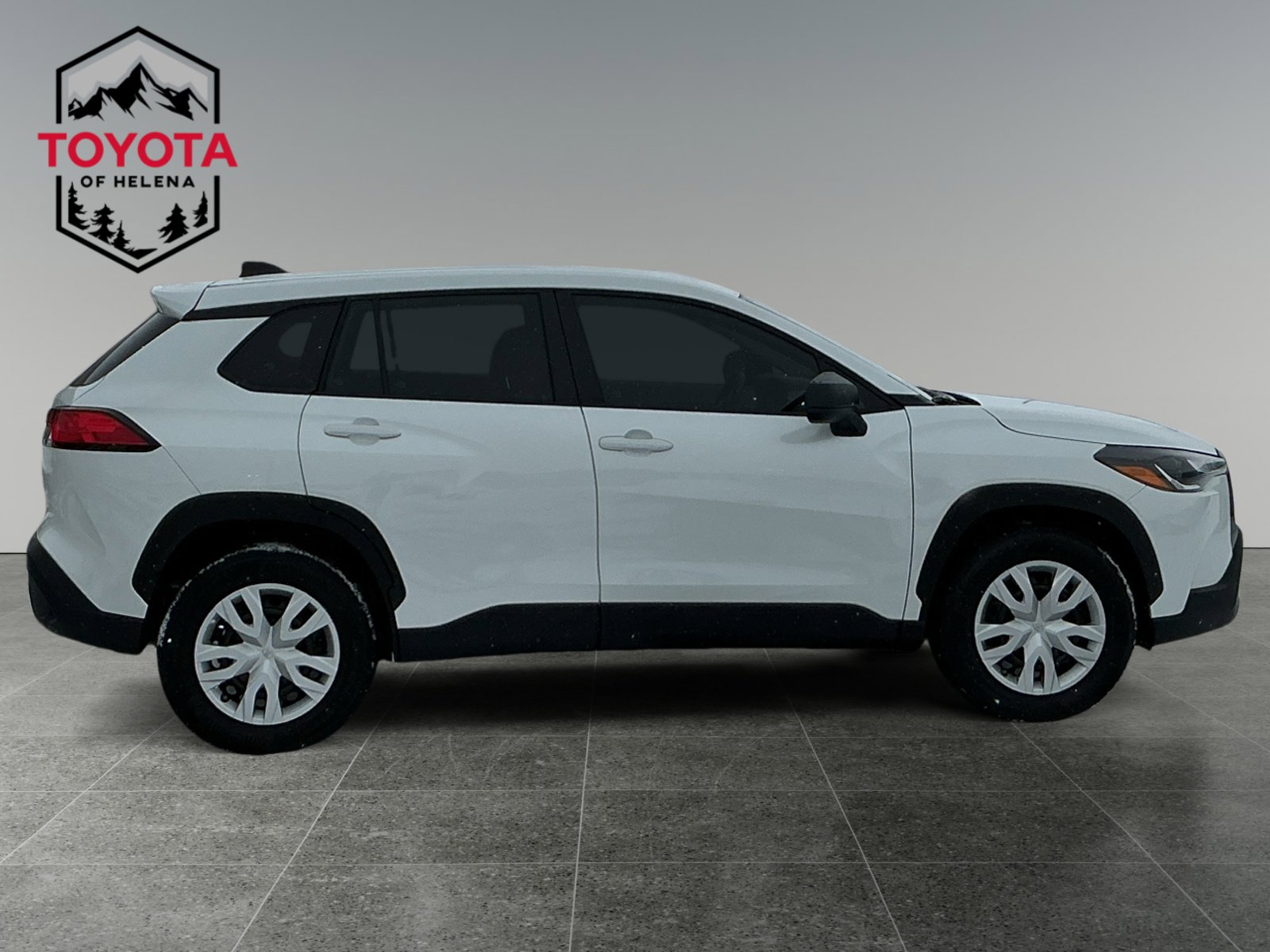 Certified 2024 Toyota Corolla Cross L image 6