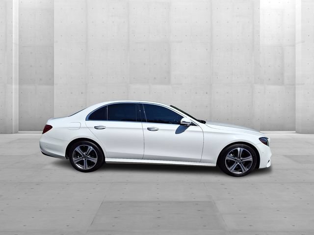 Used 2019 Mercedes-Benz E 300 4MATIC image 7