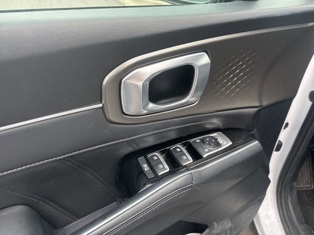 Used 2022 Kia Sorento SX image 26