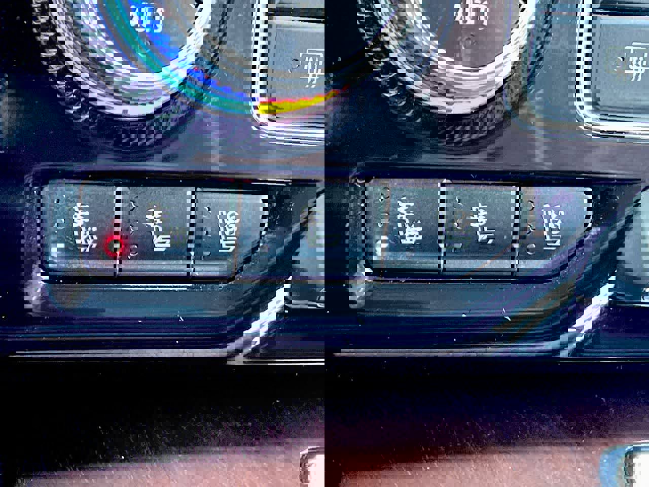 Used 2024 GMC Yukon Denali Ultimate image 26